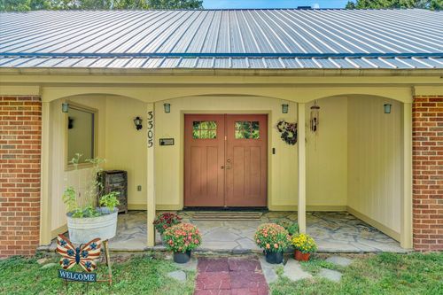 3305 Naff Rd, Boones Mill, VA, 24065-4060 | Card Image
