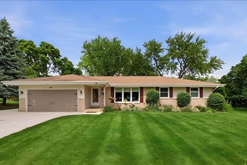 870 Dona Vista Drive, Brookfield, WI, 53186 | Card Image