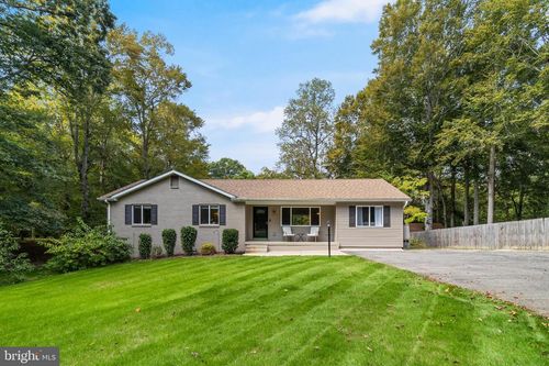 6945 Rose Ln, LA PLATA, MD, 20646-5542 | Card Image