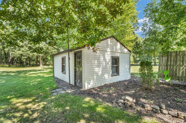 29 Dixie Acres Rd, House other with 2 bedrooms, 1 bathrooms and 2 parking in Danville IL | Image 32