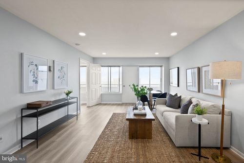 unit-1209-5340 Holmes Run Pkwy, ALEXANDRIA, VA, 22304-2867 | Card Image