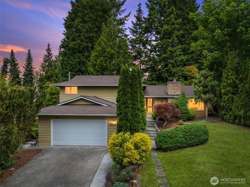 13730 Se 20th St, Bellevue, WA, 98005-4006 | Card Image
