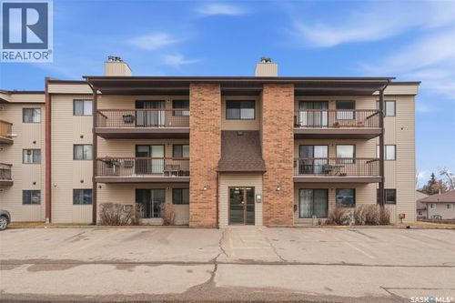 385 Kingsmere Blvd, Saskatoon, SK, S7J4J6 | Card Image