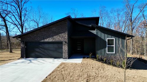 1 Carmarthen Ln, Bella Vista, AR, 72715-5096 | Card Image