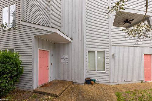 121 78th St, Virginia Beach, VA, 23451-1920 | Card Image