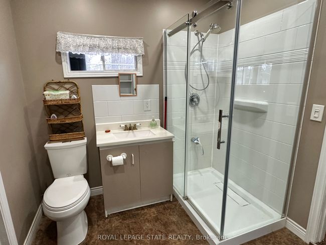 22 6 Th St, House other with 2 bedrooms, 1 bathrooms and 3 parking in Selkirk ON | Image 26