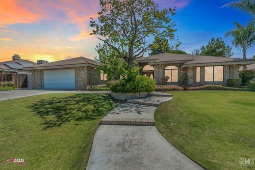 6208 Summer Ct, Bakersfield, CA, 93308-6909 | Card Image