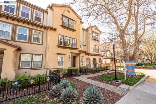 33479 Alvarado Niles Rd, Union City, CA, 94587 | Card Image