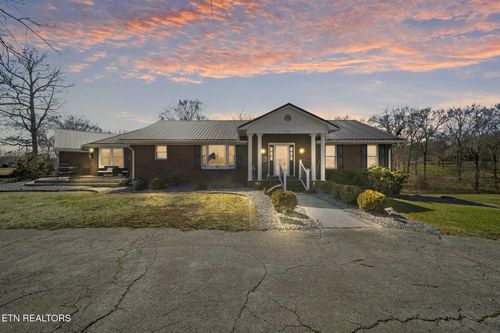 3435 Mountain View Ln, White Pine, TN, 37890-4806 | Card Image