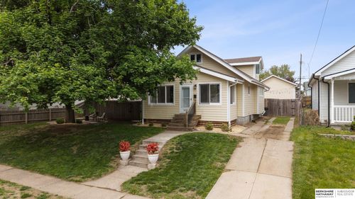 4132 M Street, Omaha, NE, 68107 | Card Image