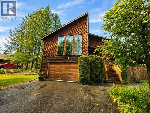 3696 Rosia Rd, House with 4 bedrooms, 3 bathrooms and null parking in Prince George BC | Card Image
