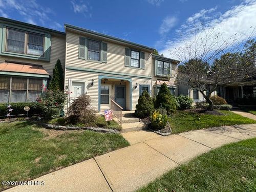 6-11 Interlaken Ct, Freehold, NJ, 07728-4959 | Card Image