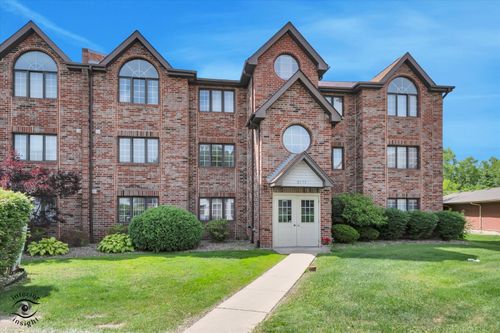 1b-8771 Waterfront Dr, Palos Hills, IL, 60465-3144 | Card Image