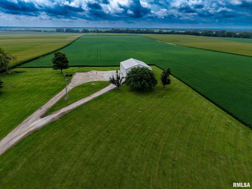 7300 W Akron Rd, Princeville, IL, 61559-9520 | Card Image