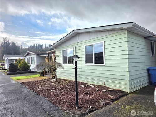 2397 Nightingale Ln, Kelso, WA, 98626-5465 | Card Image
