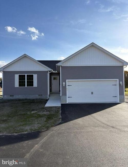 94 Cove Ct, GREENWOOD, DE, 19950-2384 | Card Image