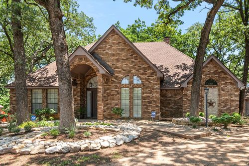 3200 Boyd Ct, Arlington, TX, 76017-3535 | Card Image
