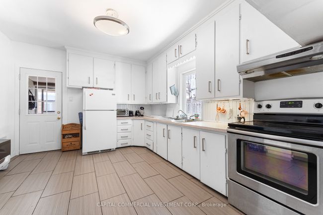 226-228 St Andrew St, Home with 4 bedrooms, 2 bathrooms and 3 parking in Ottawa ON | Image 19