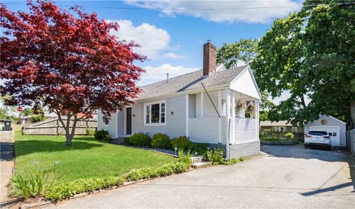 29 Michael Ave, Swansea, MA, 02777-4507 | Card Image