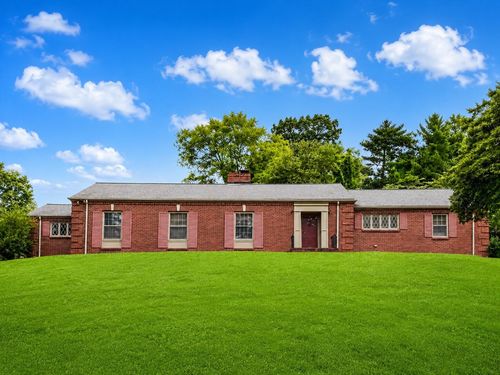 105 3rd Ave E, Springfield, TN, 37172-2106 | Card Image
