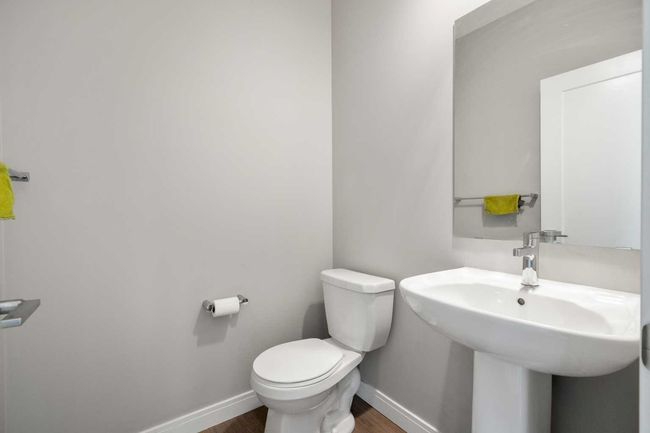 831 85 St Sw, Home with 4 bedrooms, 3 bathrooms and 2 parking in Calgary AB | Image 17