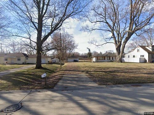 5610 Noll Street, Sterling Heights, MI, 48310 | Card Image