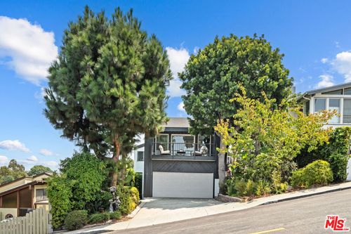 418 Talbert St, Playa del Rey, CA, 90293-8066 | Card Image