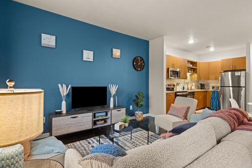 630 S Garfield Ave, Traverse City, MI, 49686-3475 | Card Image