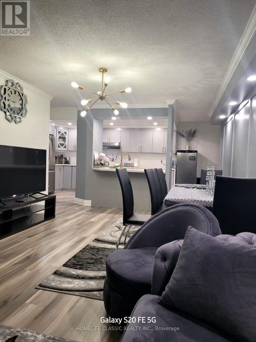 1611-236 Albion Rd, Etobicoke, ON, M9W6A6 | Card Image