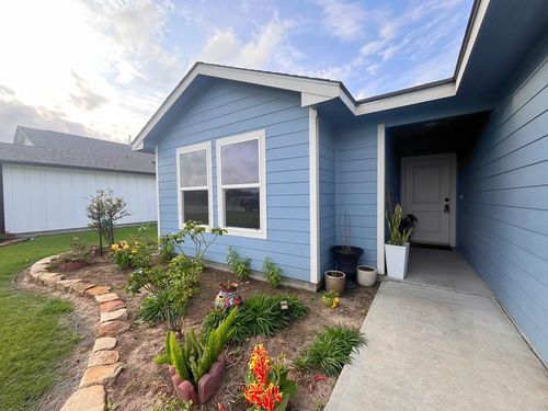 702 Flycatcher Dr, Palacios, TX, 77465-2154 | Card Image