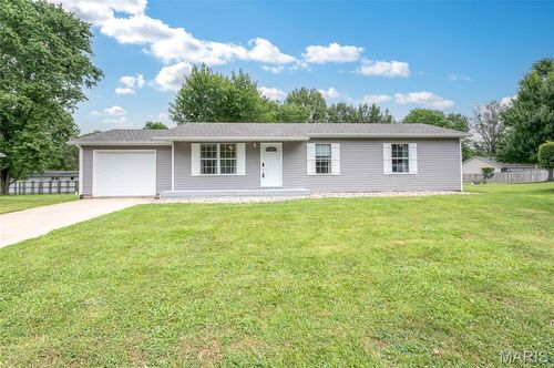 2825 Orchid Ct, Highland, IL, 62249-2723 | Card Image