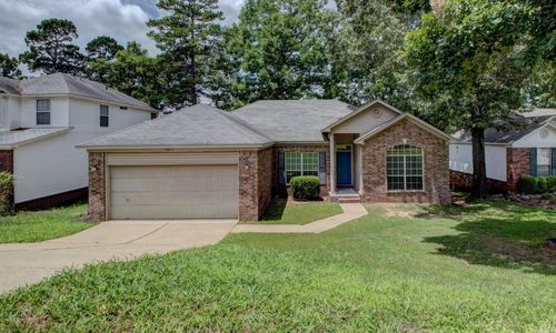 12825 Westglen Drive, Little Rock, AR, 72211-0000 | Card Image