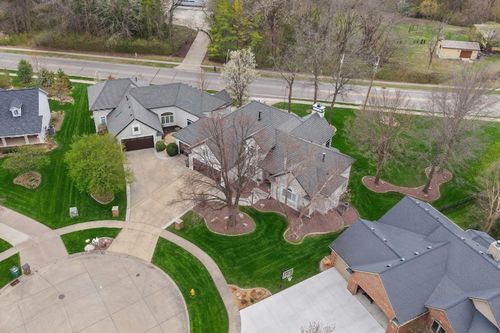 681 S 34th Ct, West Des Moines, IA, 50265-7995 | Card Image