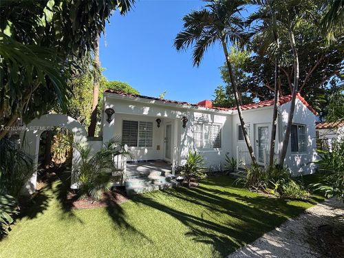 719 Lenox Ave, Miami Beach, FL, 33139-5908 | Card Image