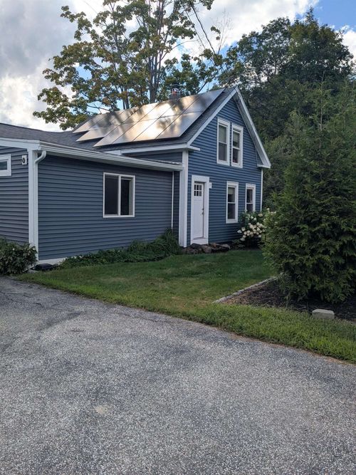 30 Hannah Dustin Dr, Concord, NH, 03301-1820 | Card Image