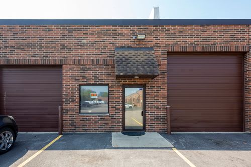 537 N Wolf Rd, Wheeling, IL, 60090-3027 | Card Image