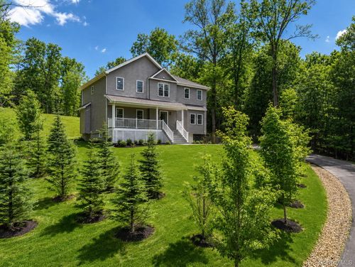18 Fernglade Ct, Chester, NY, 10918-2637 | Card Image