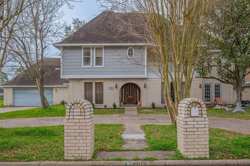 4015 Black Locust Dr, Houston, TX, 77088-6824 | Card Image