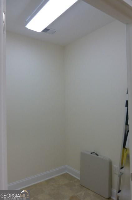 Commercial Lease in Kennesaw