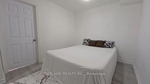bsmt-71 Trafford Cres, Markham, ON, L3R7J3 | Card Image
