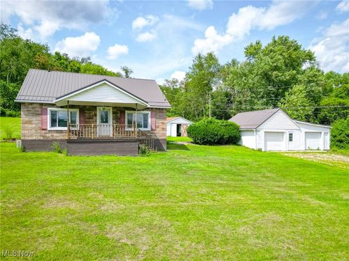 43818 Sherwood Rd, Wellsville, OH, 43968-9635 | Card Image