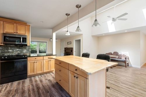 a-120 Goulding St, Holliston, MA, 01746-2558 | Card Image