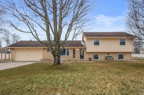 4705 W Shirley Ln, Muncie, IN, 47302-8964 | Card Image