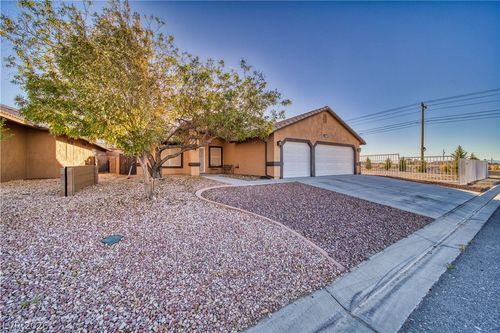 5001 Ray Frank Blvd, Pahrump, NV, 89060-1317 | Card Image