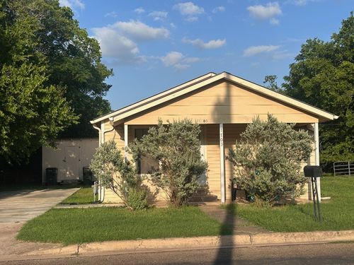 1703 Carter St, Bastrop, TX, 78602-2403 | Card Image