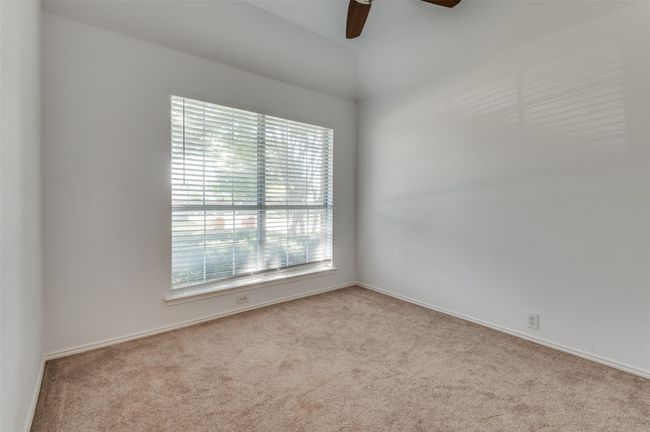 6717 Candlecreek Ln, House other with 4 bedrooms, 2 bathrooms and null parking in Plano TX | Image 25