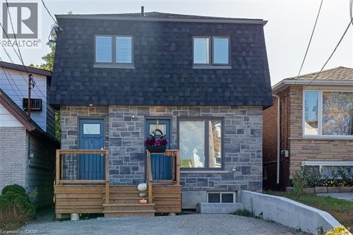 bsmnt-225 E 24th St, Hamilton, ON, L8V2Y5 | Card Image