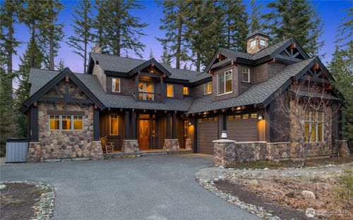 61 Equinox Dr, Cle Elum, WA, 98922-3040 | Card Image