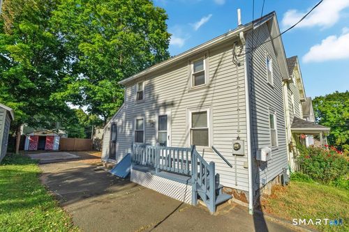 3 Prospect Pl, Middletown, CT, 06457-2627 | Card Image