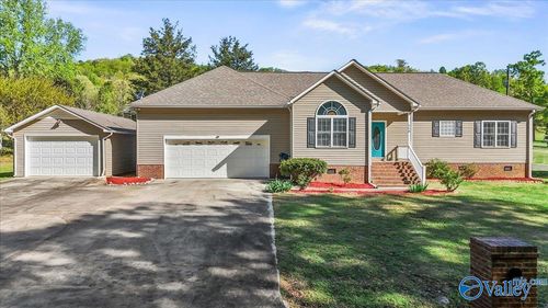 258 Bow Range Rd, Guntersville, AL, 35976-6182 | Card Image